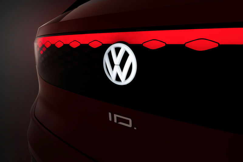 Will the badge be a reverse lamp?
